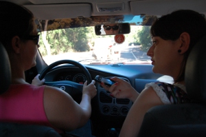 As_entrevistas_eram_feitas_na_base_de_um_gravador_e_conversa_entre_jornalista_e_personagem_-_por_Isadora