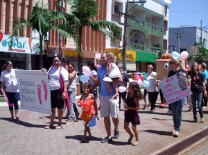 Passeata dos Bebês. Foto: Roselle dos Santos.