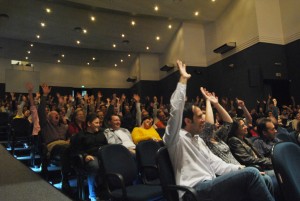 Público responde as provocações de Radicci. (Foto: Tamires Matté)