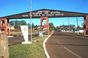 Pórtico da entrada da cidade(foto arquivo pessoal)