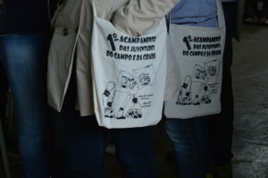 1º Acampamento das Juventudes do Campo e da Cidade acontece em Descanso, SC.