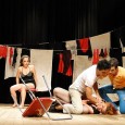 O teatro independente de Santa Maria ganha vida do desejo de estudantes da UFSM. Cauã maquia-se no banheiro. Juliet passa o texto. Aline concentra-se. Luiza tenta relaxar. Deivid está atrasado. […]