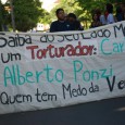 Milhares de jovens espalhados por 17 estados brasileiros pressionam governo pela abertura dos Arquivos Secretos do Golpe Civil-Militar de 1964 Quem tem medo da verdade? Jovens Porto-Alegrenses empunham faixa com […]