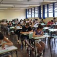 Neste sábado, 8 de dezembro, os candidatos ao vestibular da UFSM 2012 realizaram o segundo dia de provas. Ao total foram 52 questões das matérias de biologia, física, geografia, história, […]