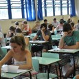 Ocorreu nesta sexta feira, 7 de dezembro, o primeiro dia do vestibular 2012 da UFSM. Este ano houve mais de 43 mil inscritos, sendo que aproximadamente 1500 deles concorrerão às […]