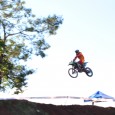   Após dois adiamentos, enfim a linha Prevedello recebeu a 4ª etapa da Copa Cidades de Motocross 2015. Centenas de pessoas presenciaram na tarde deste domingo provas emocionantes e repletas […]